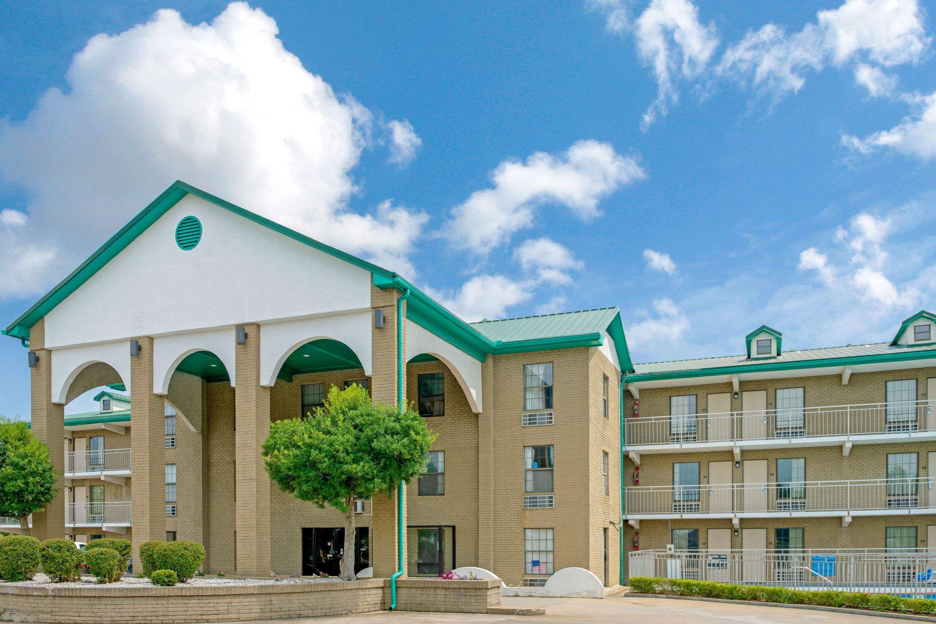 Super 8 By Wyndham Lakeland Exteriör bild
